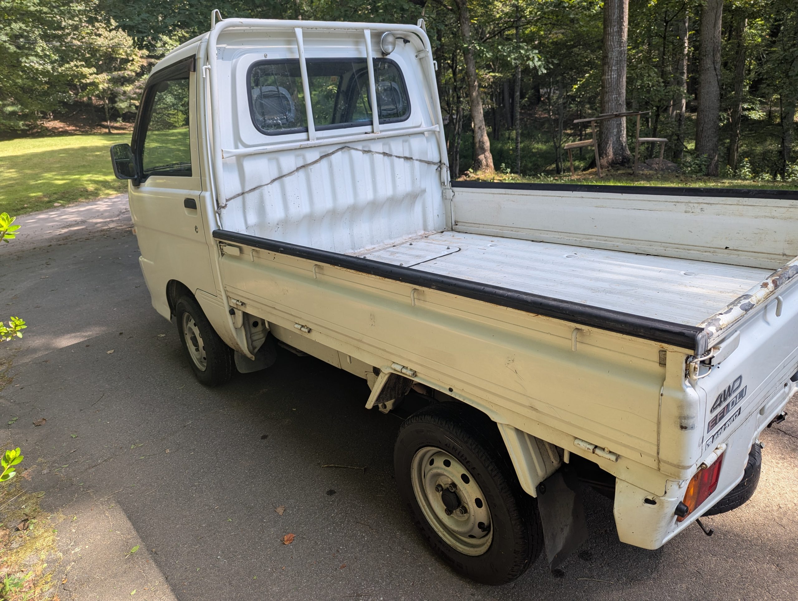 
								1999 Daihatsu Hijet full									