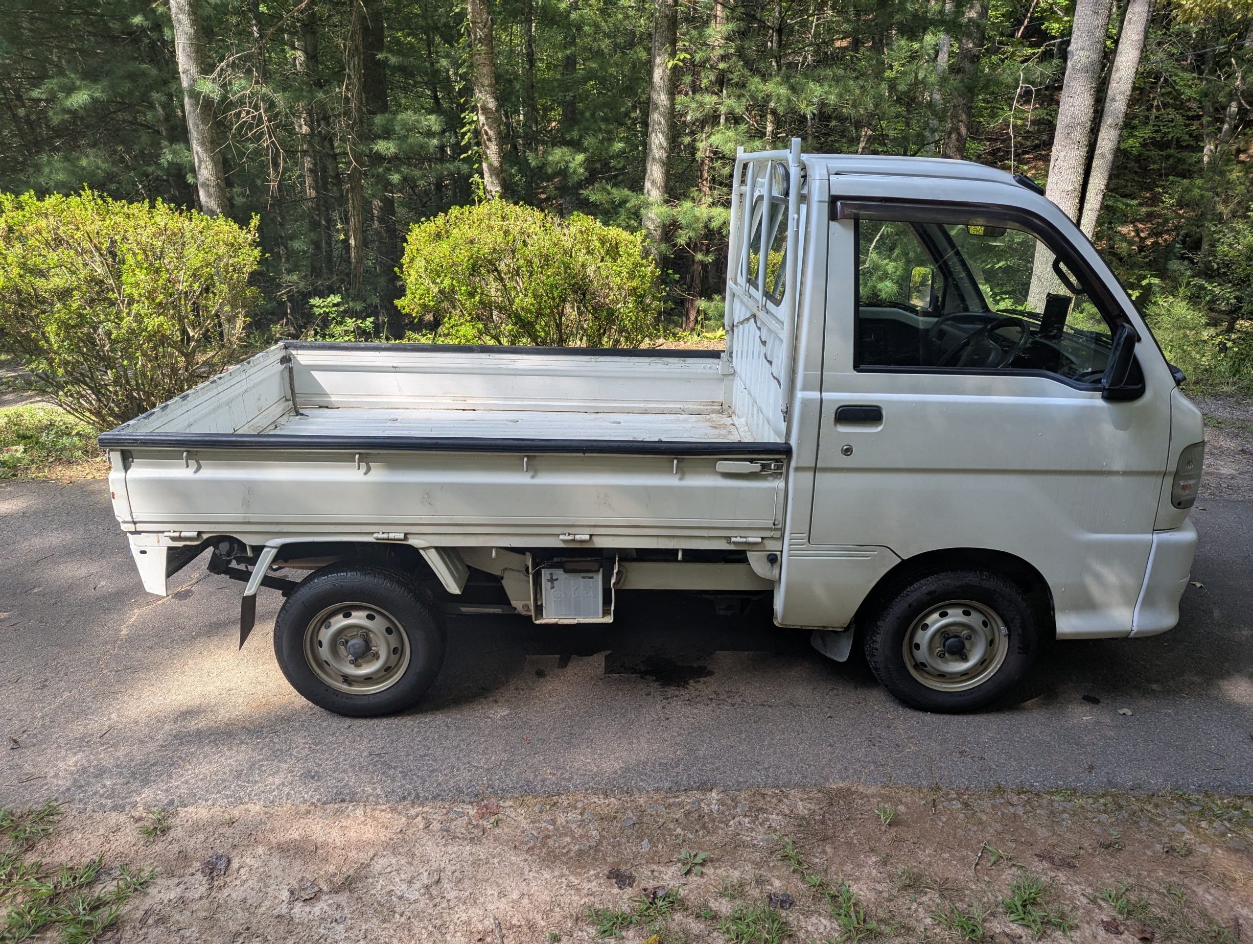 
								1999 Daihatsu Hijet full									