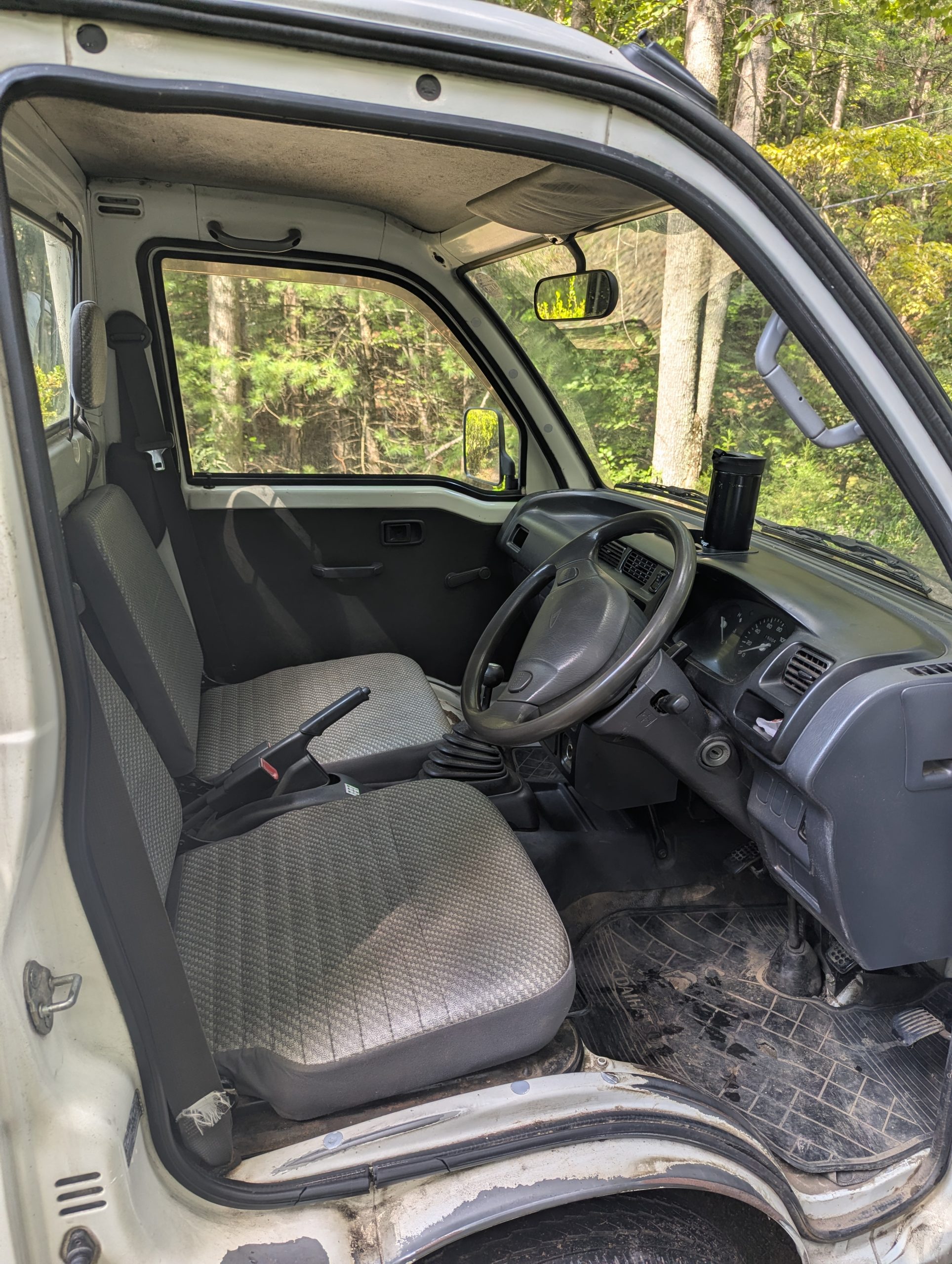 
								1999 Daihatsu Hijet full									