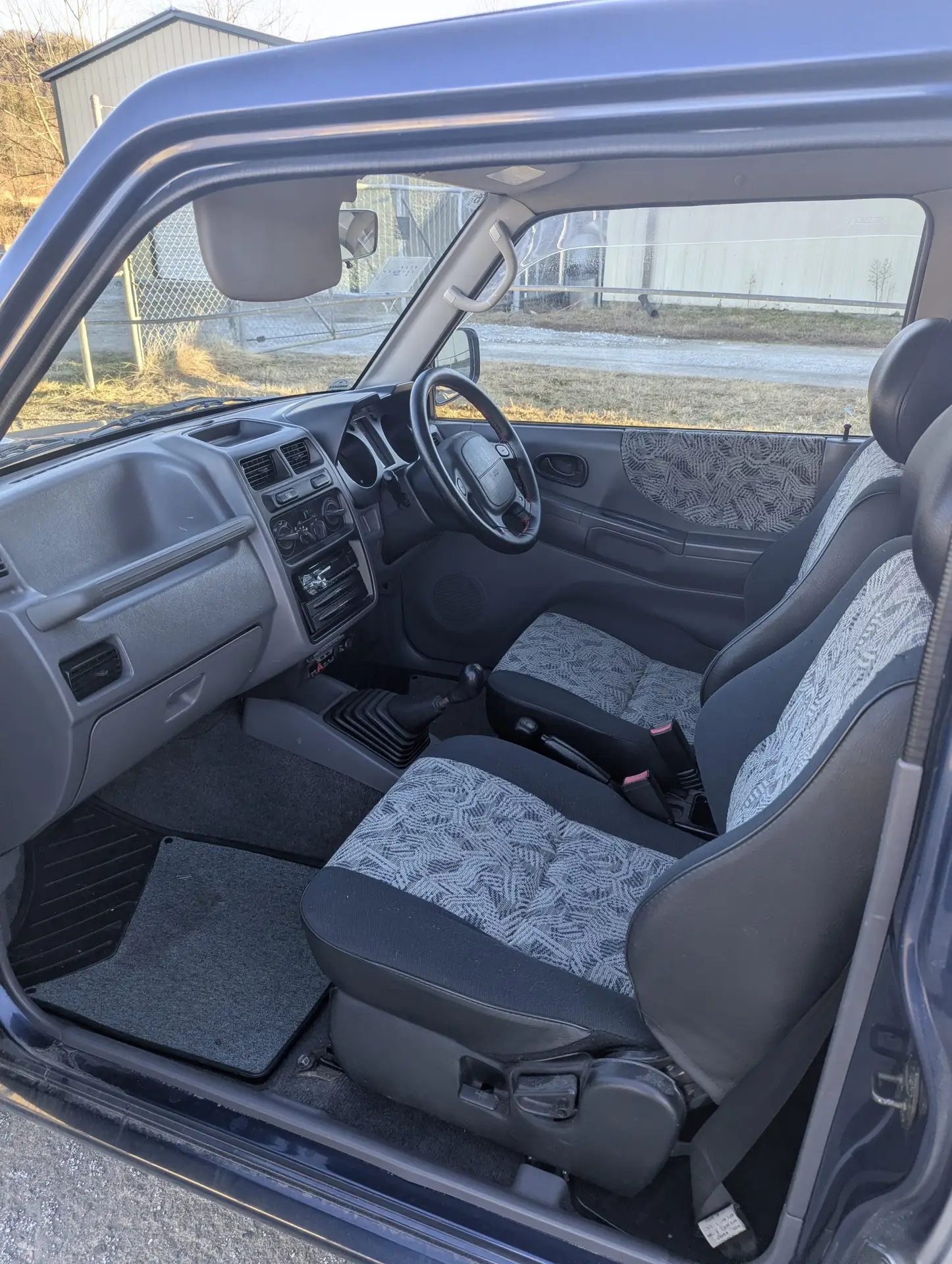 
								JDM Collector Alert: 1998 Mitsubishi Pajero Mini (Turbo 4WD) full									