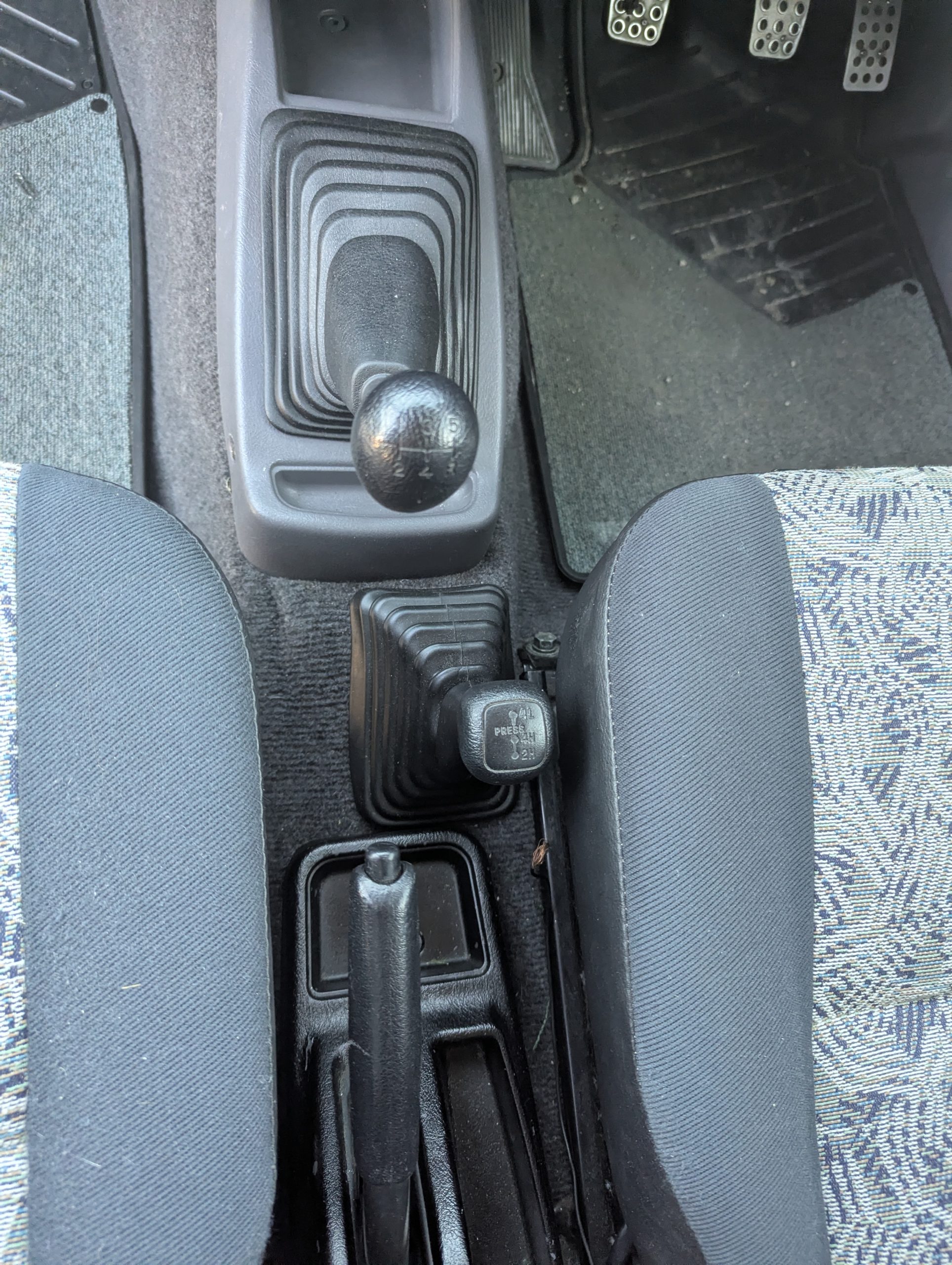 
								JDM Collector Alert: 1998 Mitsubishi Pajero Mini (Turbo 4WD) full									