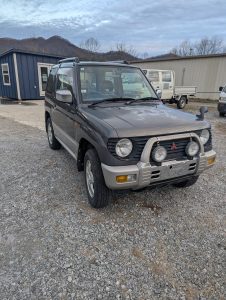 Mitsubishi Pajero Mini 4WD – 5-Speed Manual & Mountain Ready!