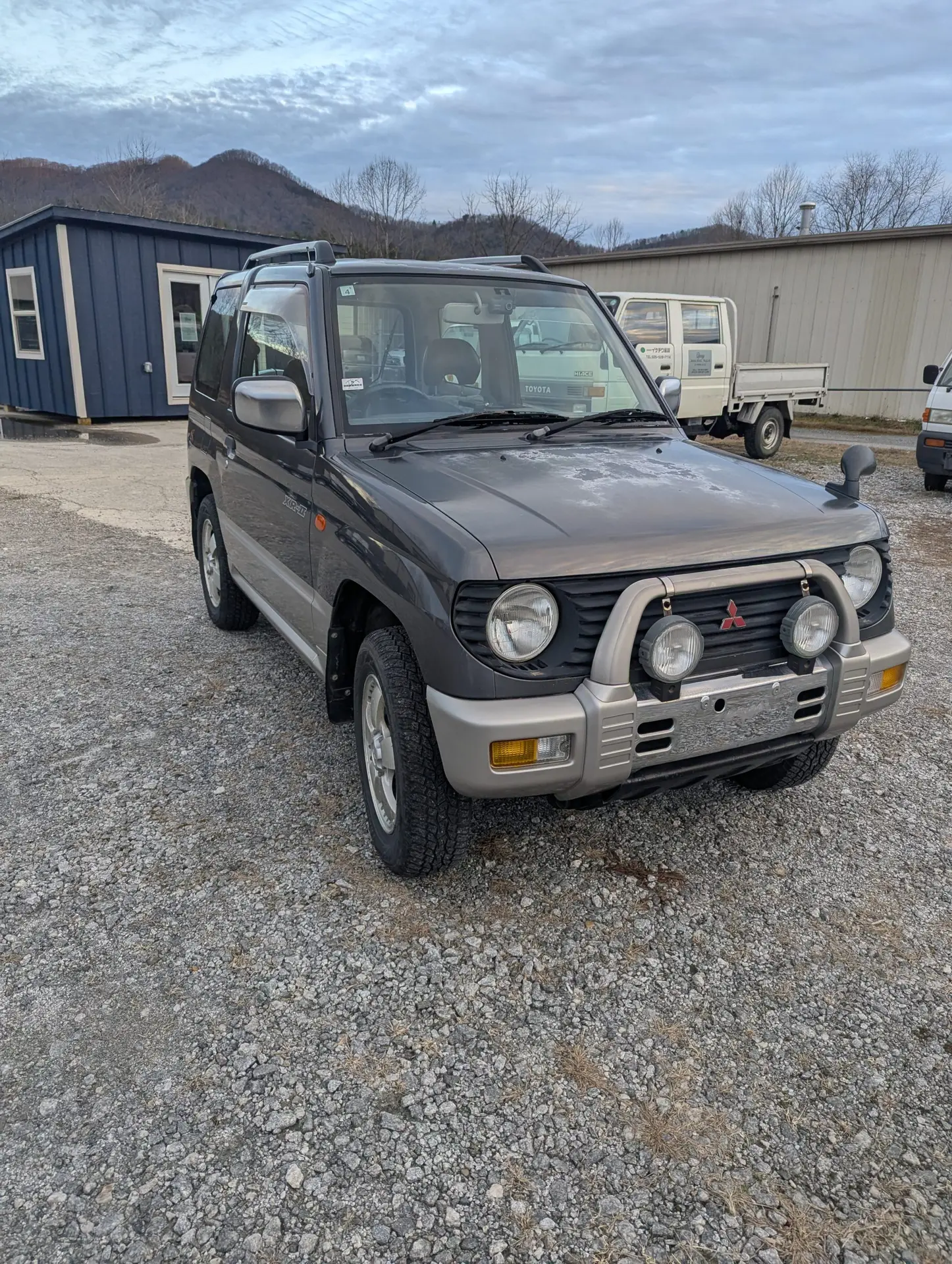 Mitsubishi Pajero Mini 4WD – 5-Speed Manual & Mountain Ready!