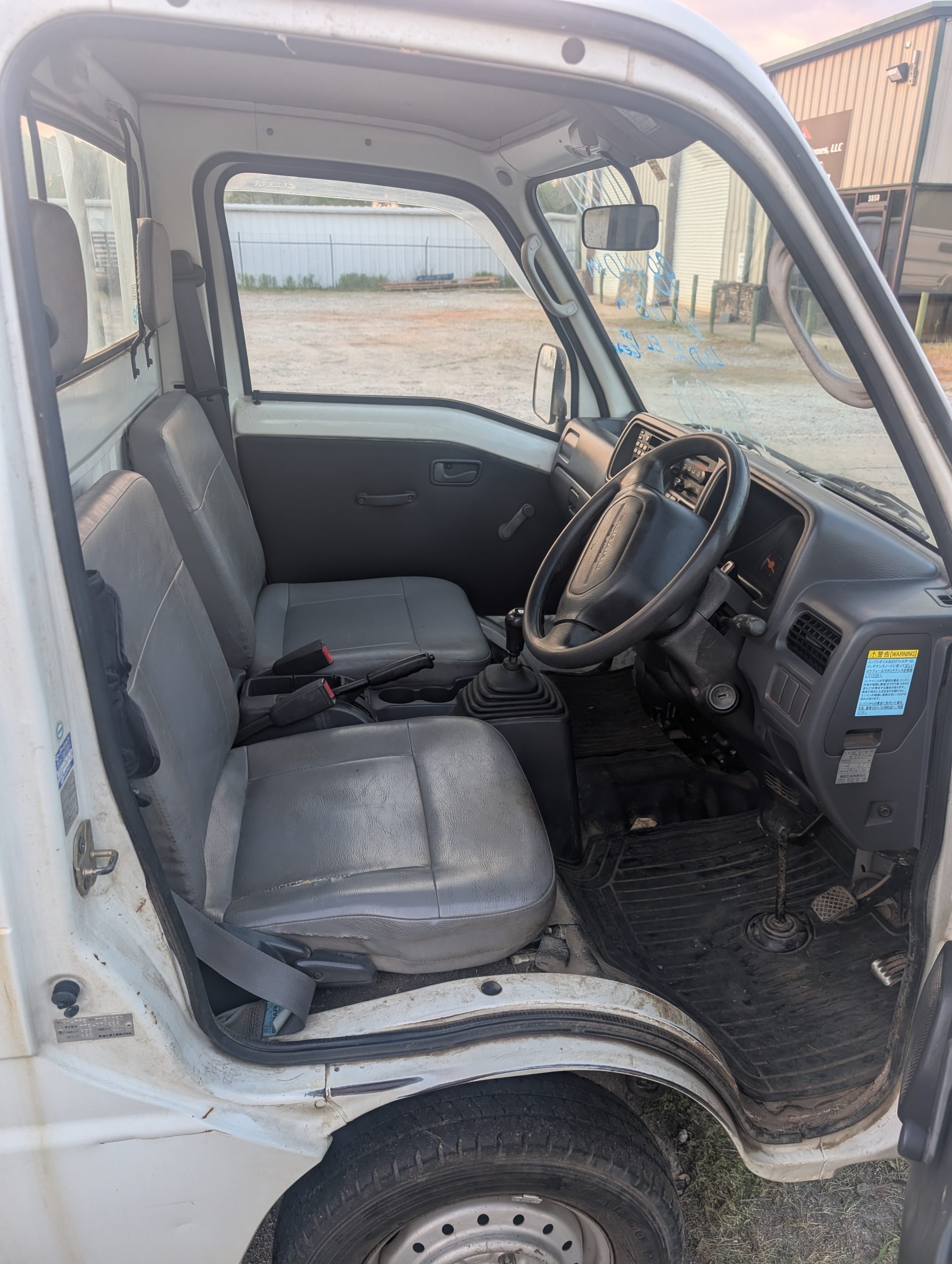 
								Japan’s Go-Getter: ’99 Subaru Sambar 4WD 5-Speed Manual full									