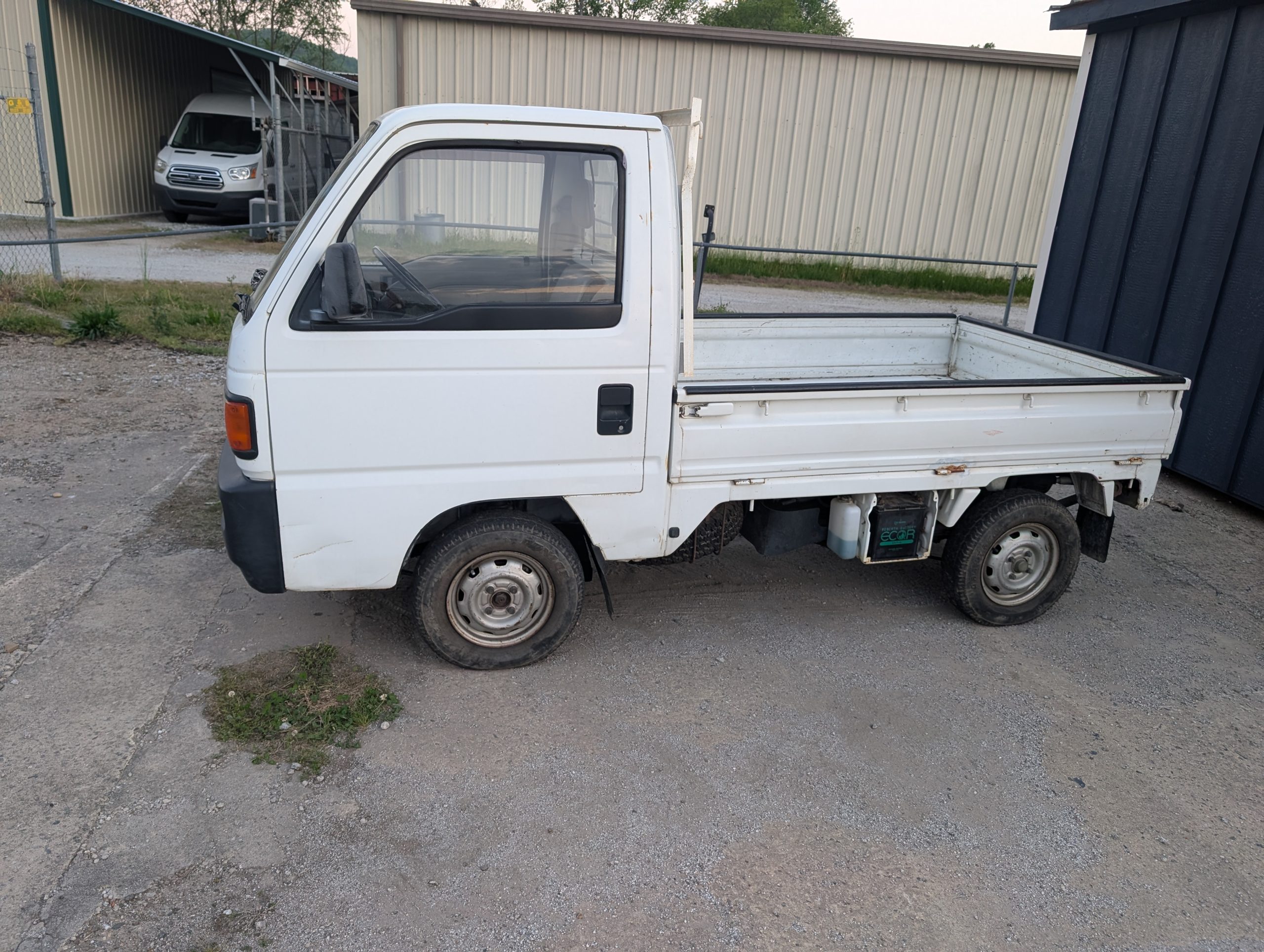 
								Low-Mileage Legend: ’91 Honda Acty 4WD w/ AC! full									