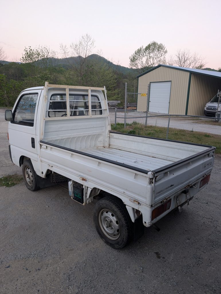 Low-Mileage Legend: ’91 Honda Acty 4WD w/ AC!