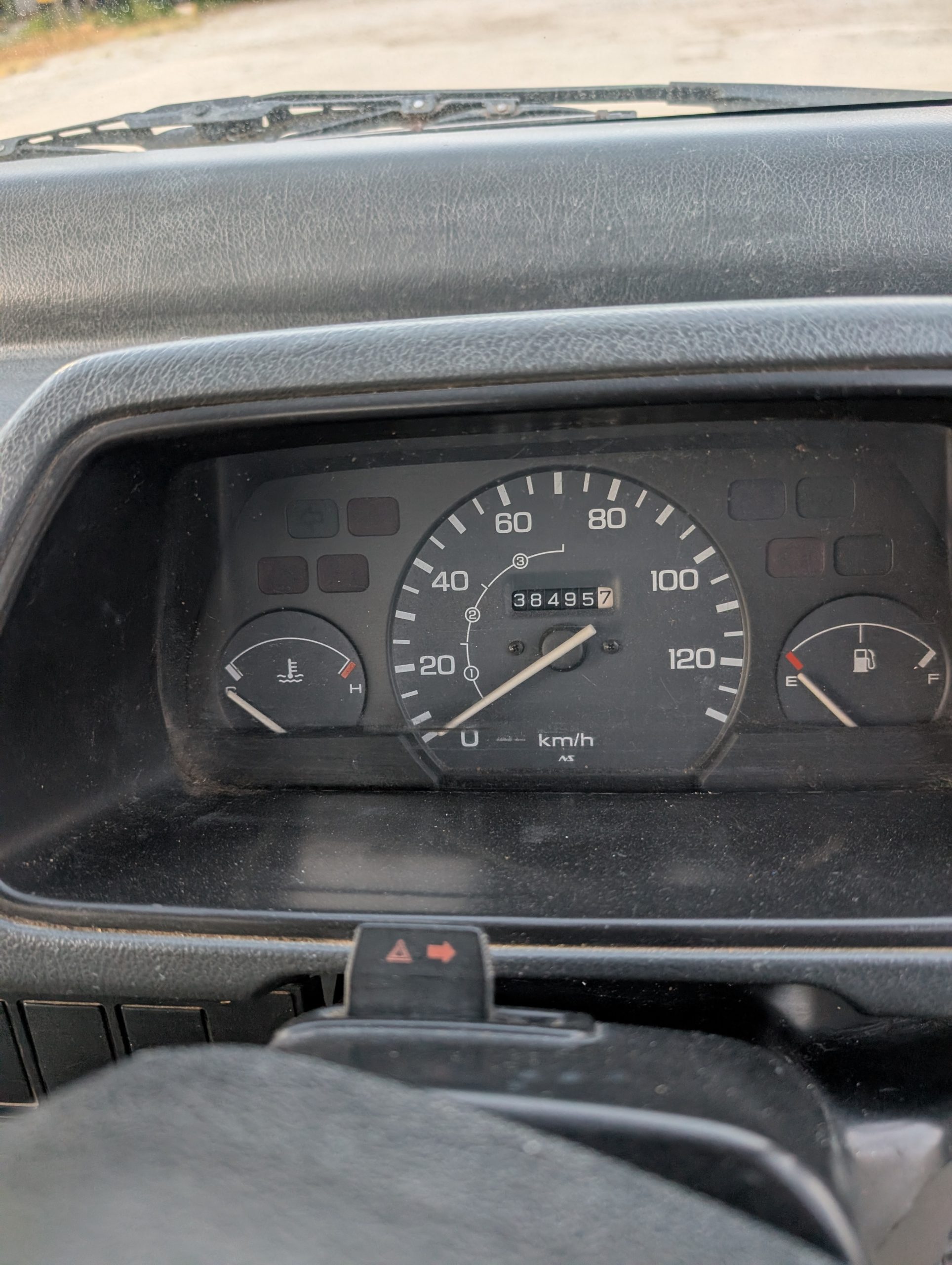 
								Low-Mileage Legend: ’91 Honda Acty 4WD w/ AC! full									