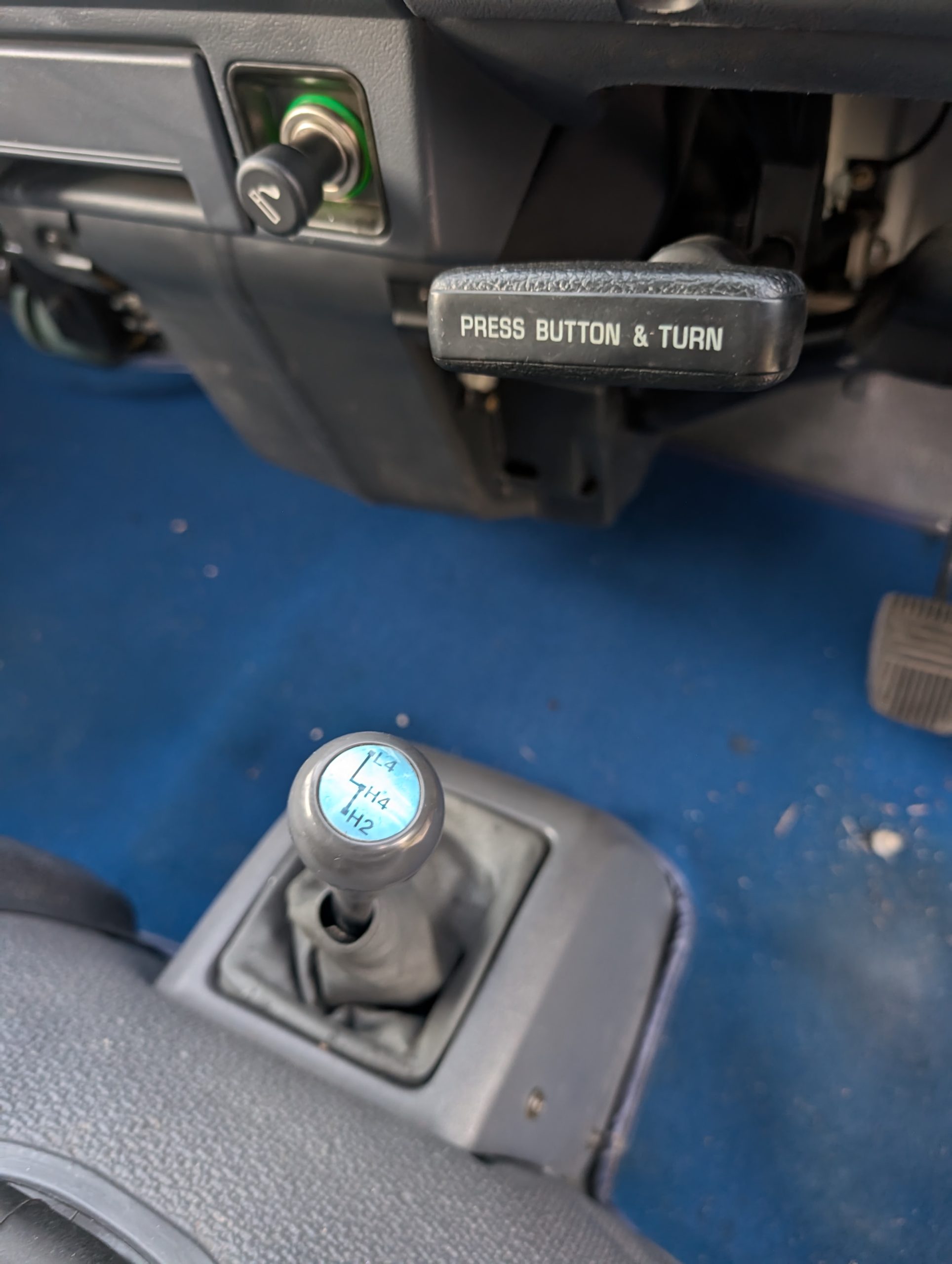 
								Command Attention! 1993 Toyota Hiace Fire Truck 4WD — Only 6K Miles! full									
