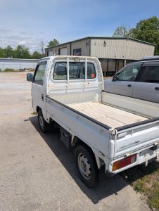 Low-Mileage 4WD Acty: Your Agile ’97 Honda Workhorse!