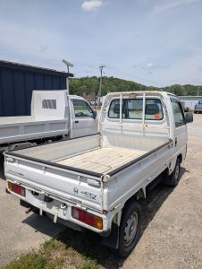 Low-Mileage 4WD Acty: Your Agile ’97 Honda Workhorse!
