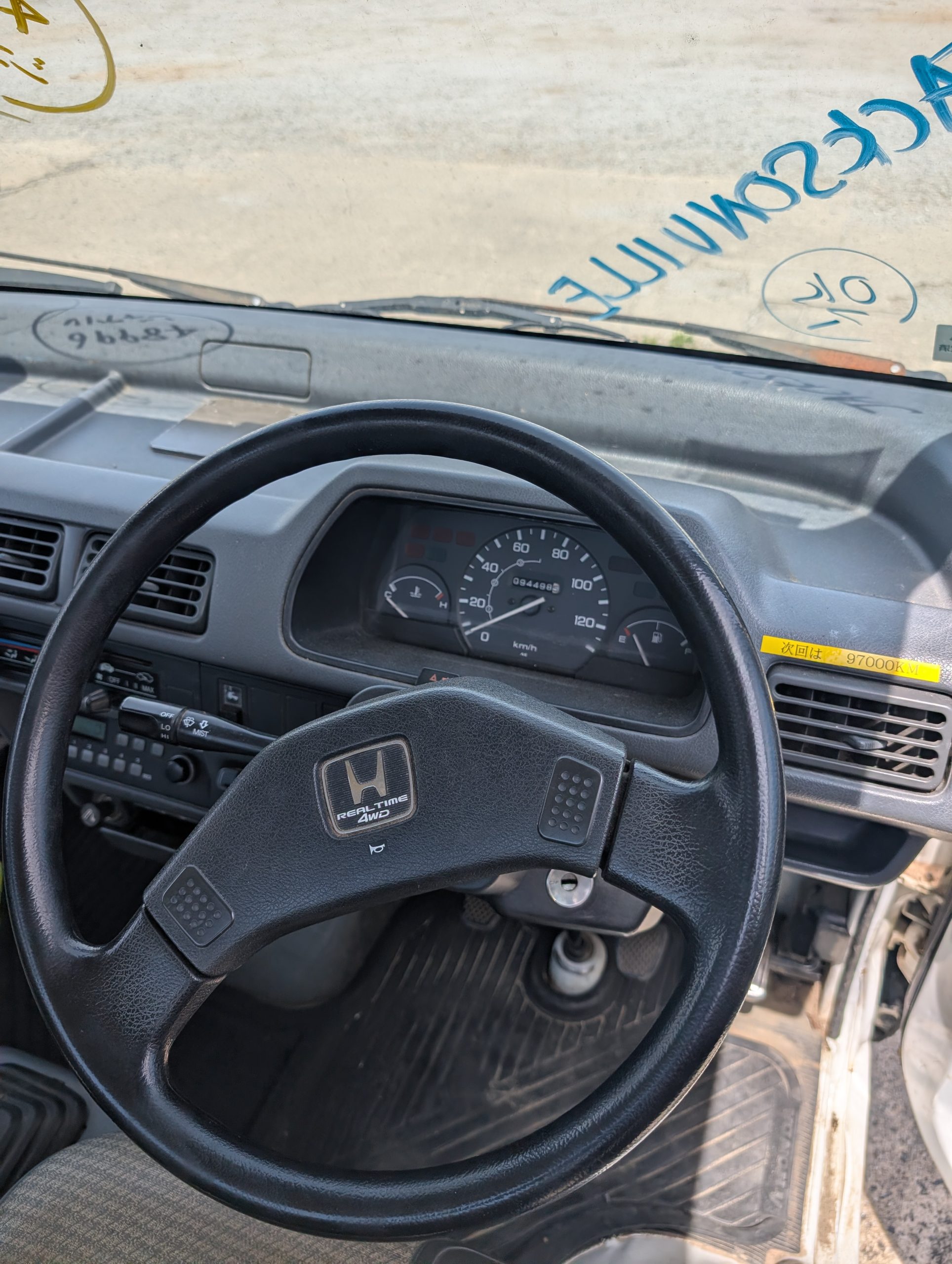 
								Low-Mileage 4WD Acty: Your Agile ’97 Honda Workhorse! full									