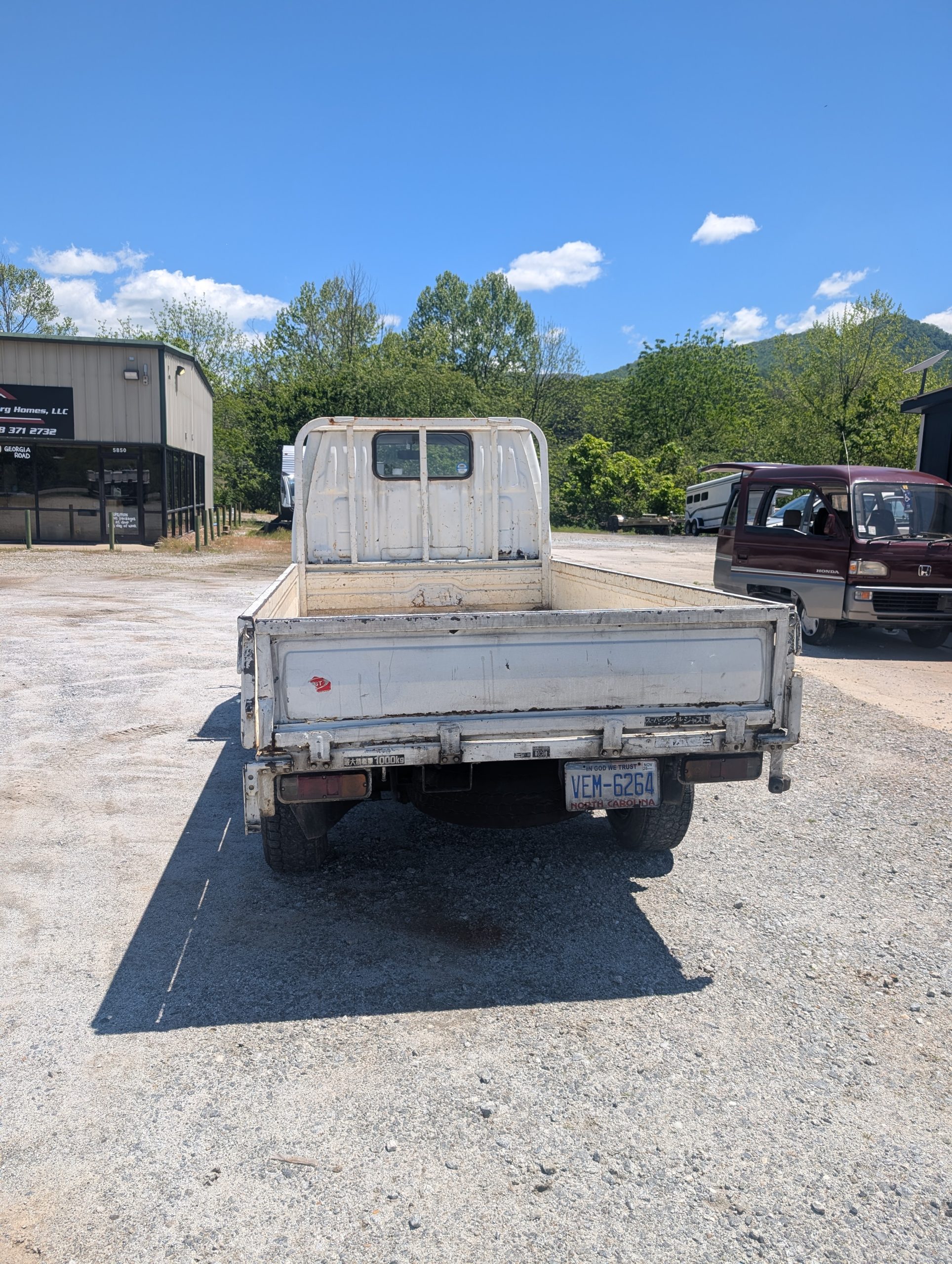 
								Go Anywhere: ’95 Toyota Hiace 4WD Manual Truck full									