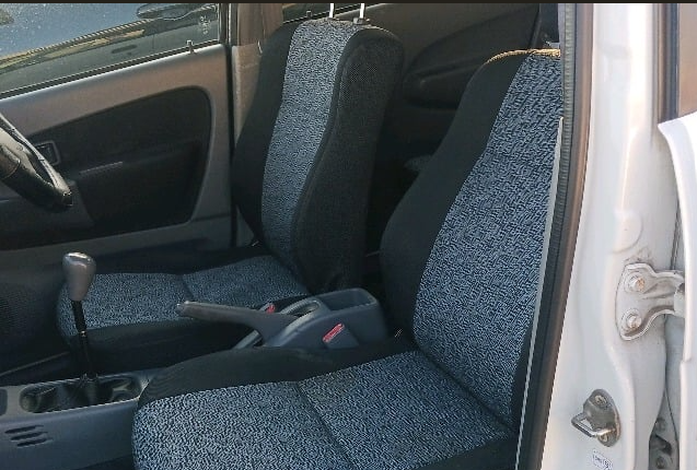 
								Turbocharged Terrain Tamer: ’99 Daihatsu Terios Kid 4×4 Manual full									