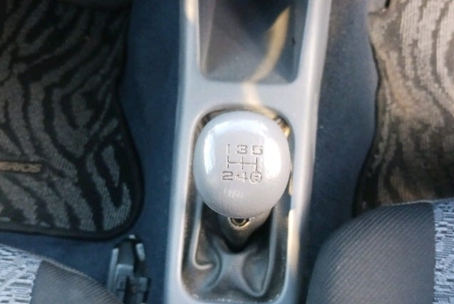 
								Turbocharged Terrain Tamer: ’99 Daihatsu Terios Kid 4×4 Manual full									