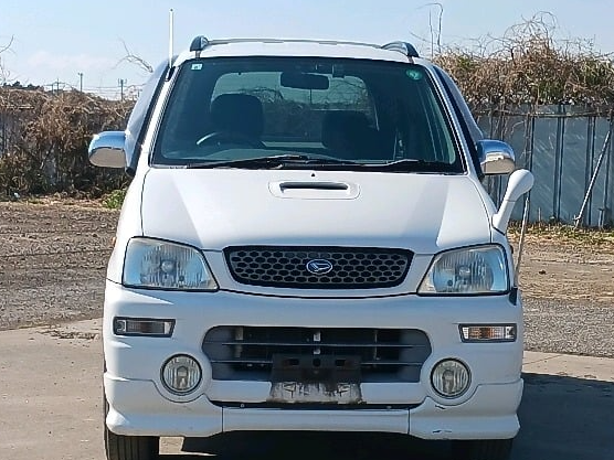 
								Turbocharged Terrain Tamer: ’99 Daihatsu Terios Kid 4×4 Manual full									