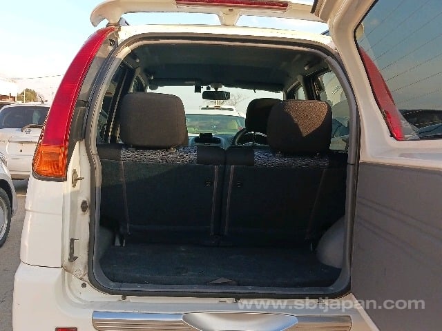 
								Turbocharged Terrain Tamer: ’99 Daihatsu Terios Kid 4×4 Manual full									