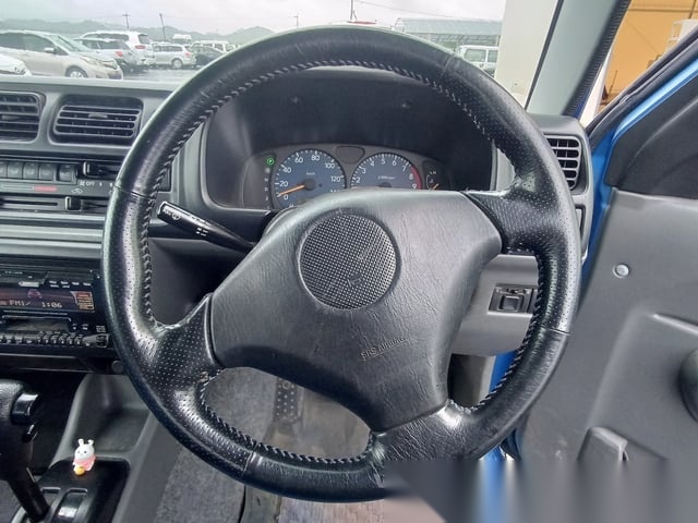 
								Adventure Awaits: 2001 Suzuki Jimny Auto 4WD SUV full									