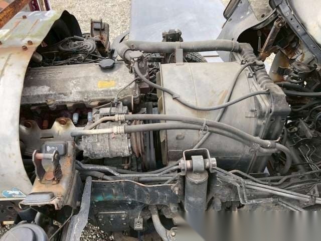 
								JDM Utility King: ’96 Isuzu Elf 4WD w/ Lift Gate full									