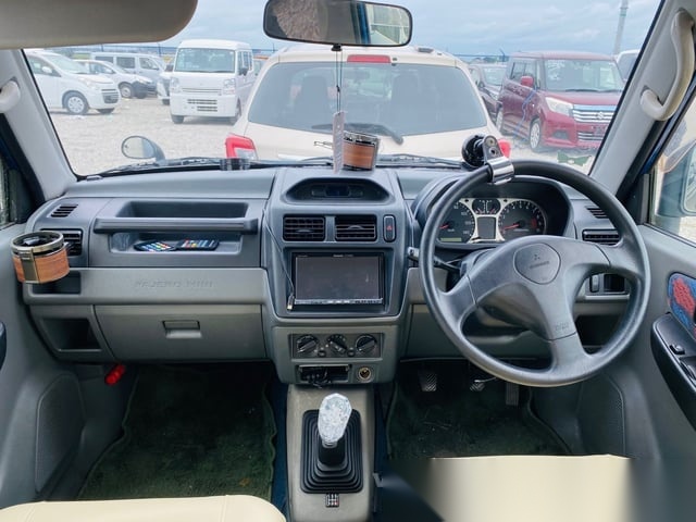 
								Go Anywhere Fun: 1999 Mitsubishi Pajero Mini 4WD Manual full									