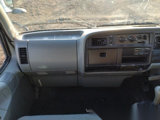 
								Rugged ’99 Mitsubishi Canter 4WD – Your Next JDM Workhorse! full									