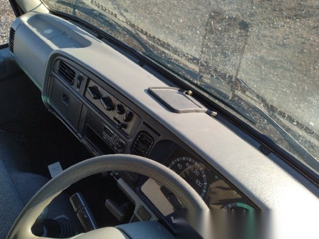 
								Rugged ’99 Mitsubishi Canter 4WD – Your Next JDM Workhorse! full									