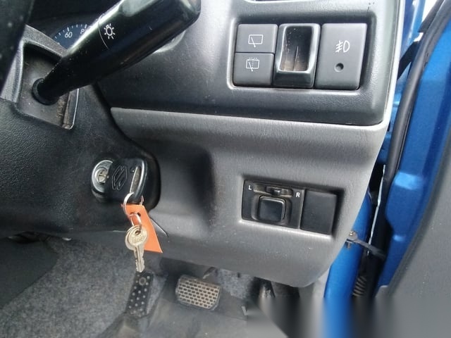 
								Adventure Awaits: 2001 Suzuki Jimny Auto 4WD SUV full									