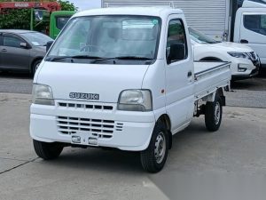 Low-Mile Legend: 2000 Suzuki Carry 4WD Manual