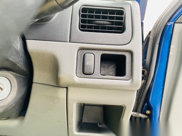 
								Go Anywhere Fun: 1999 Mitsubishi Pajero Mini 4WD Manual full									