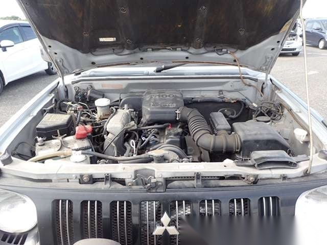 
								JDM Fun Machine: ’97 Mitsubishi Pajero JR 5-Speed Manual full									