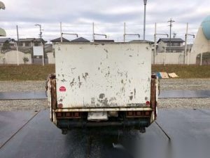 JDM Utility King: ’96 Isuzu Elf 4WD w/ Lift Gate