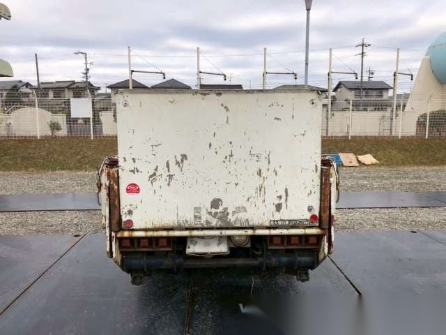 
								JDM Utility King: ’96 Isuzu Elf 4WD w/ Lift Gate full									