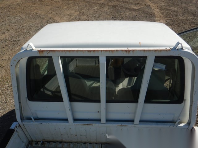 
								Toyota Tough: 2001 Townace 4×4 Manual Utility full									