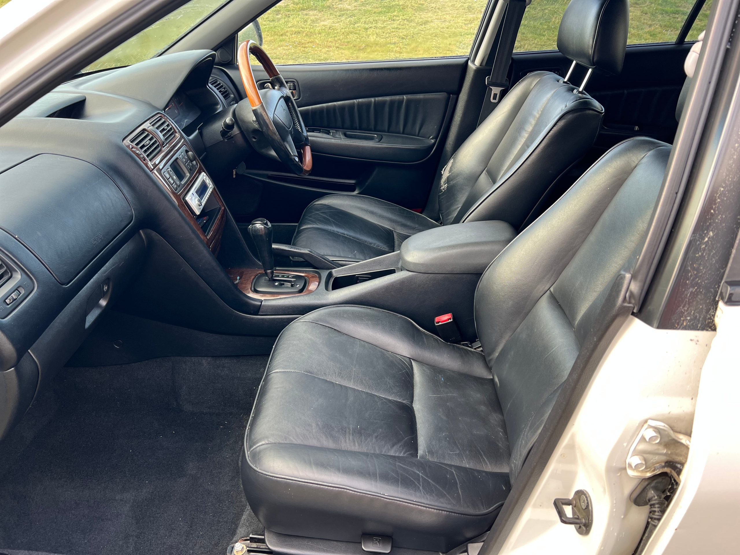 
								Rare JDM Wagon: ’97 Mitsubishi Legnum AWD w/ Leather & Nardi full									