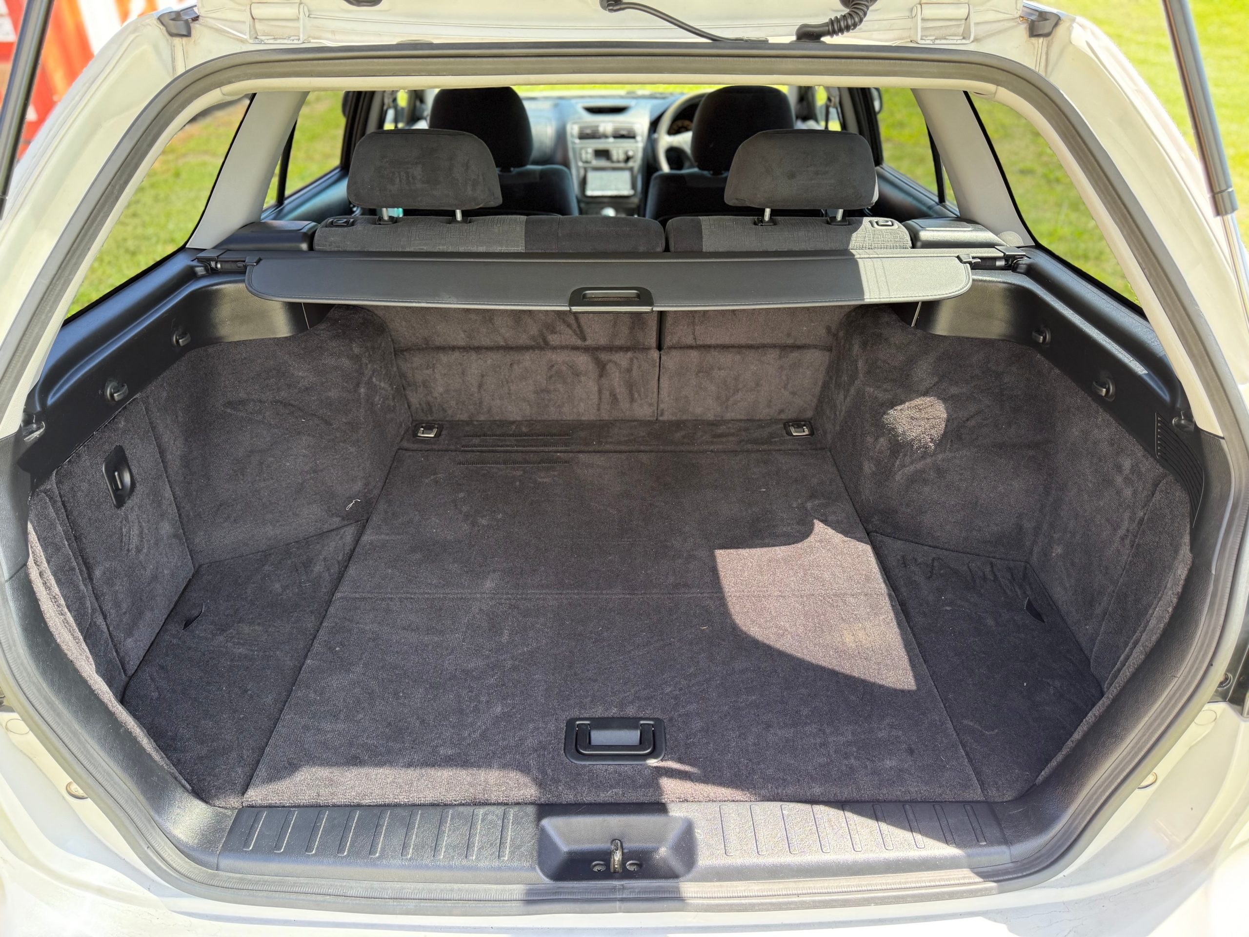 
								Twin-Turbo Terror: 2001 Mitsubishi Legnum VR-4 5MT full									