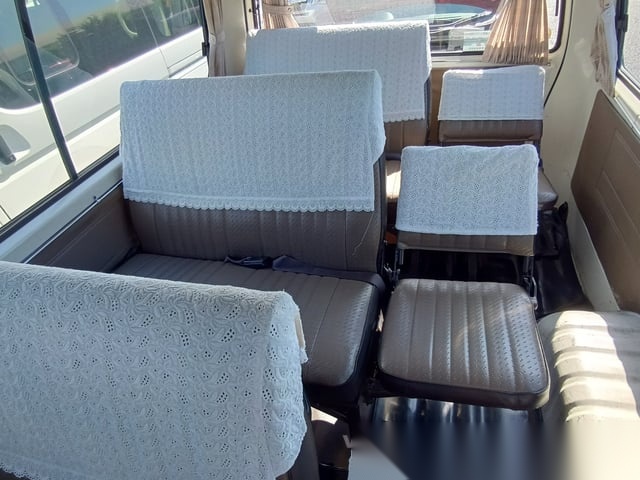 
								Retro Japanese Cargo Cruiser: 1992 Nissan Homy Coach Manual full									