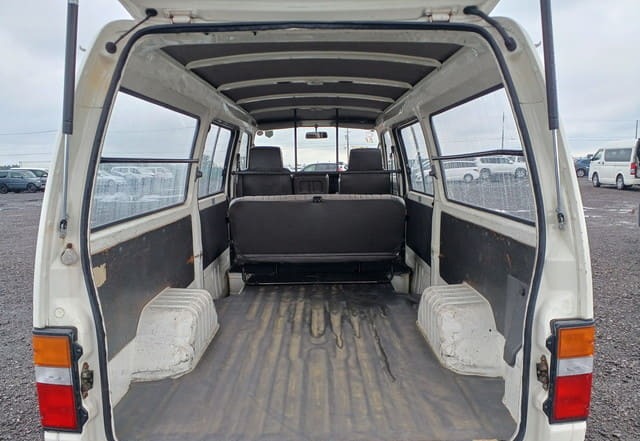 Homy Coach 1: open rear looking through the long cargo floor